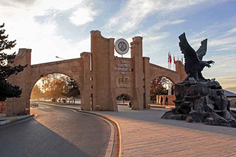 Erzurum Atatürk Üniversitesi Kampüsüne Taksiyle Ulaşım