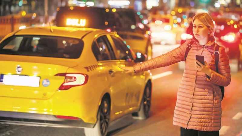 Erzurum Gece Telefonla Taksi Çağırma