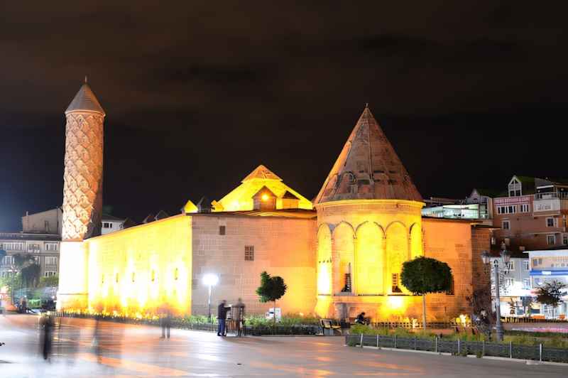 Erzurum Medreseleri Taksi Turu